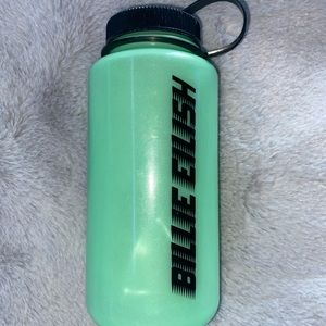 Billie eilish glow in the dark water bottle